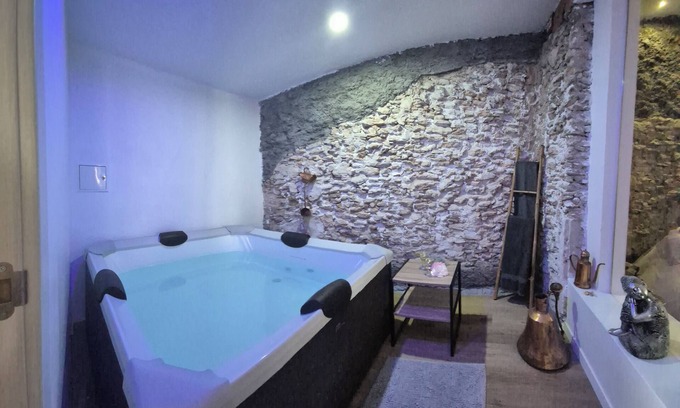 Benissuera House | Romantic getaway with jacuzzi near gandia and xativa