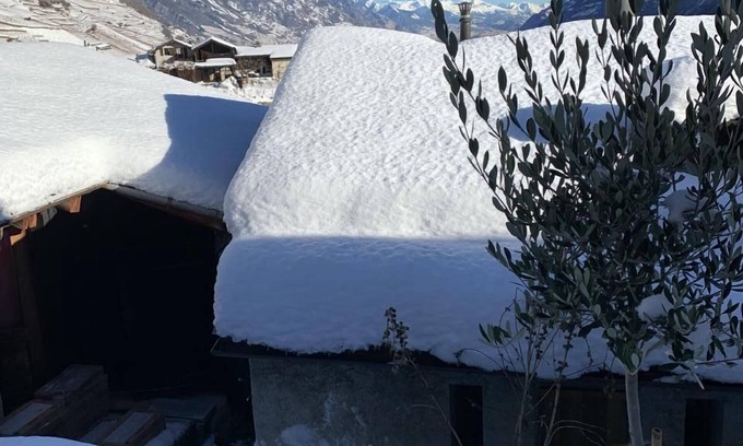 Martigny-Combe Ski Chalet | Romantic Mazot in the vineyards