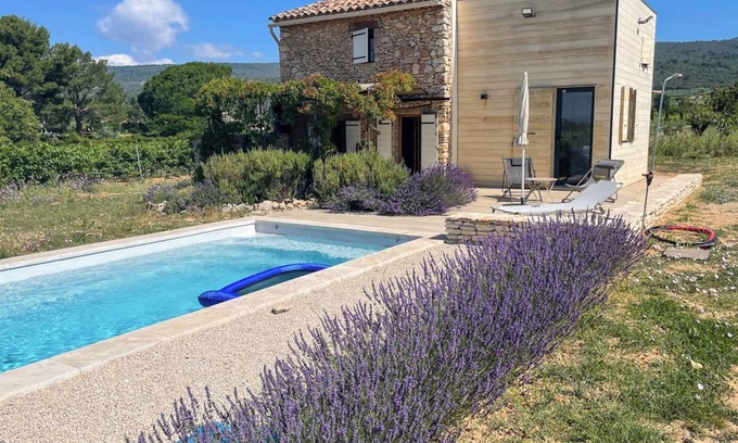 Villars House | Romantic vacation home surrounded by greenery - 201VIL