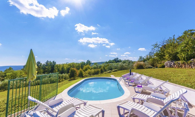Zminj Villa | Romantic villa with pool and spektakular view
