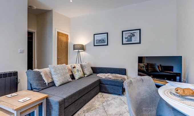 Witney Apartment | Romney Barn, Peashell Farm