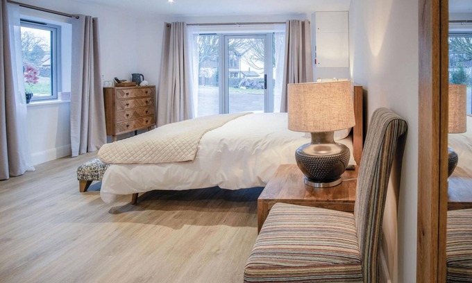Pen-y-cae Apartment | Room 1 - The Sleeping Giant - Pen Y Cae Inn