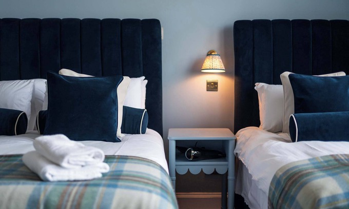 New Town House | Room 2 Summary: No. 5