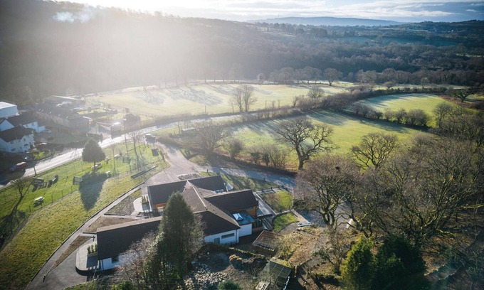 Pen-y-cae Apartment | Room 4 - The Sleeping Giant - Pen Y Cae Inn