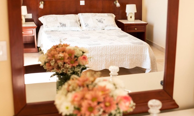 Notos Bed & Breakfast | Room for 2 With Magnificent View