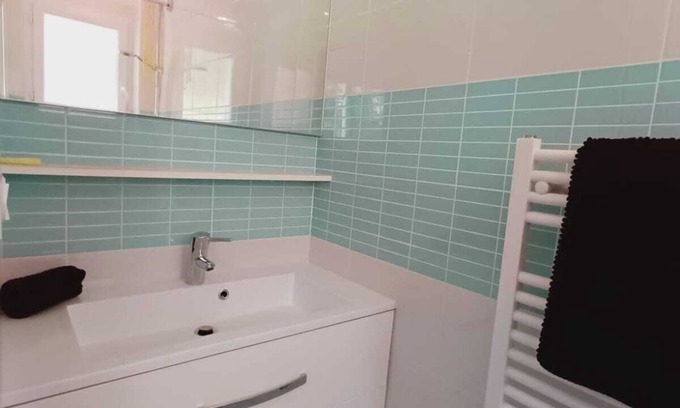 Fontanil-Cornillon House | ROOM FOR RENT NEAR GRENOBLE STREETCAR E