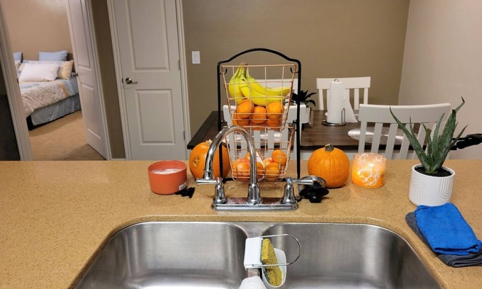 North Logan Apartment | Room in Logan