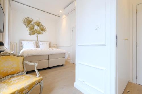 Mons House | Room Jade - La Maison de la duchesse de la Valliere - Parking privé