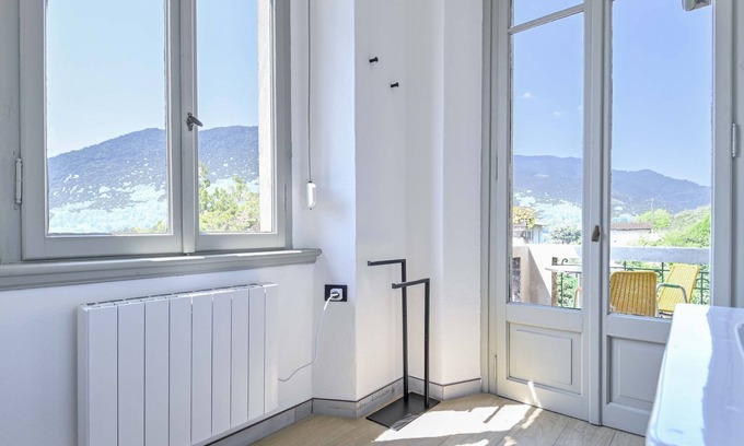 Solto Collina Apartment | Room - La Danza, Villa Giovanna