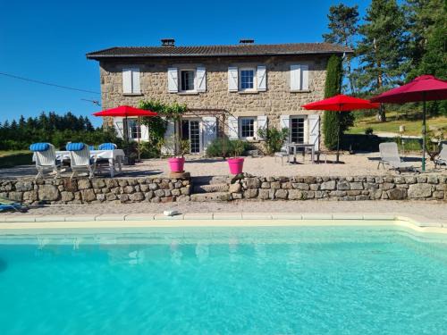Saint-Romain-Lachalm Bed & Breakfast | Room lover Les Chaizes
