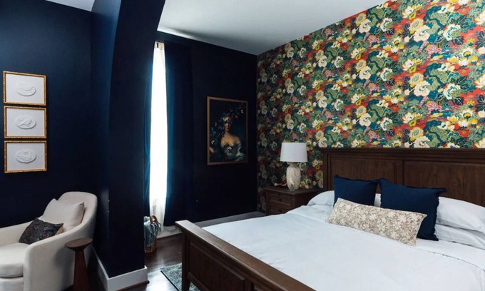 Five Points South Hotel | Room Near Birmingham Museum of Art, Free Parking and Pets Allowed!