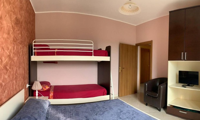 Ligo Bed & Breakfast | Room 'Quadrupla' with Mountain View, Wi-Fi and Air Conditioning