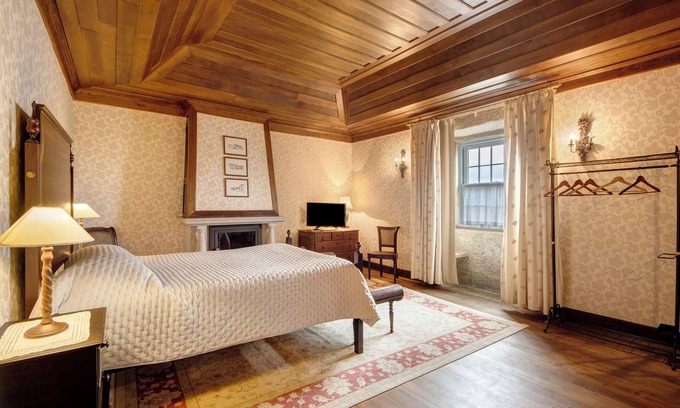 Moimenta da Beira Apartment | Room 'Superior Double Or Twin' with Shared Garden and Wi-Fi