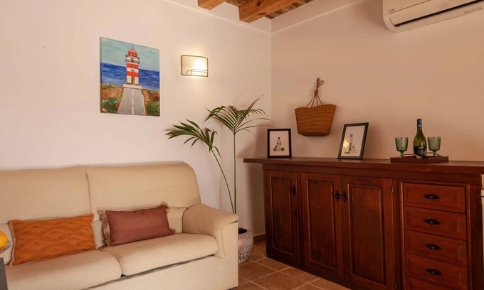 Sant Carles de Peralta Apartment | Room 'Tramontana' with Mountain View, Wi-Fi, and Air Conditioning