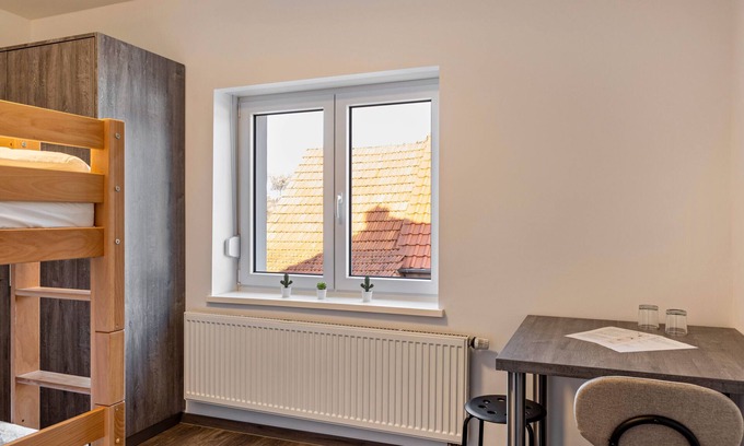 Rotenburg an der Fulda Apartment | Room 'Zimmer 7' with Shared Garden and Wi-Fi