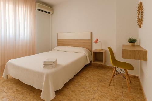 Tavernes de la Valldigna House | Rooms Avenida