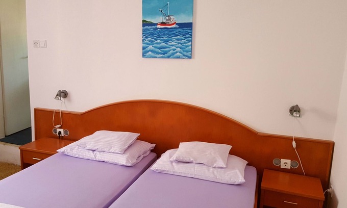 Lopud Island House | Rooms Milena - Double or Twin Room with Private Bathroom