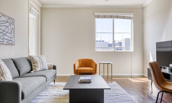Warner Center Apartment | Roomy Woodland Hills 2BR w/Pool & Gym, near Warner Center, by Blueground