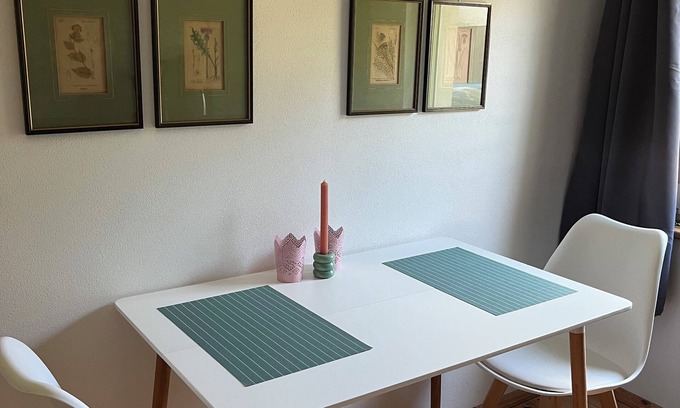 Schlieben Apartment | Rosa, s garden
