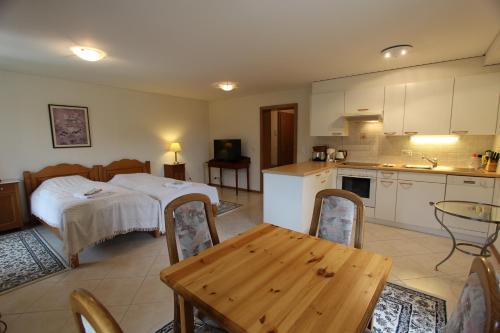 Chateau-d'Oex Apartment | Rosat 3