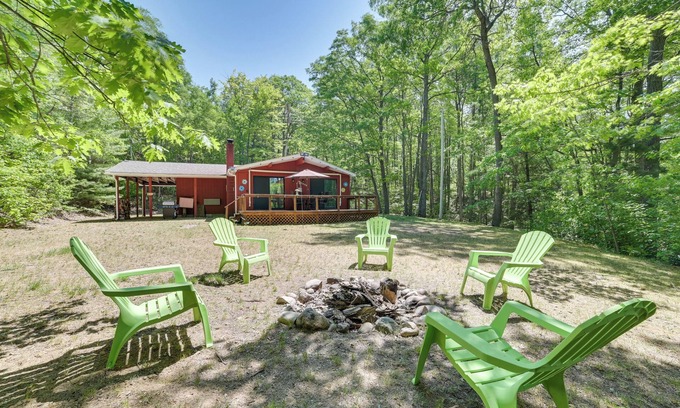 Rose City Cabin | Rose City Cabin w/Fire Pit & Lake Access