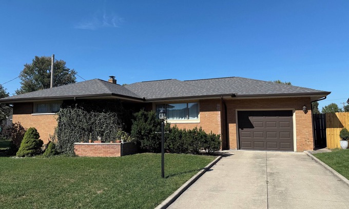 Mishawaka House | Rose Park Retreat in SAFE & COZY Mishawaka neighborhood