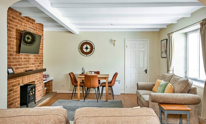 Thirsk Cottage | Rosedale Hall Cottage