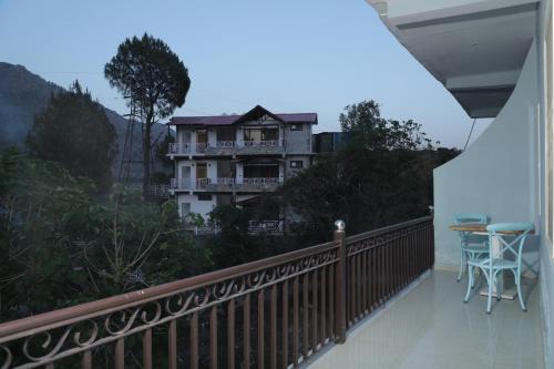 Bhimtal Hotel | Rosemary Inn