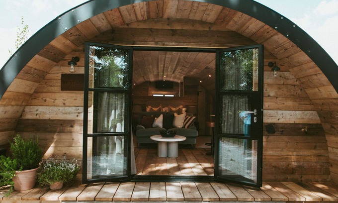 Mortimer West End Cottage | Rosemary Pyggy - Luxury Cottages