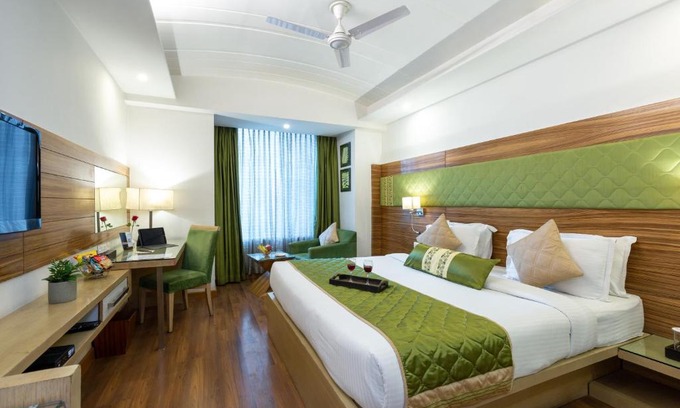Sector 14 Hotel | Rosewood Apartment Hotel, Gurgaon