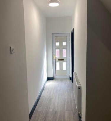 Hanley House | Rossy Guest House