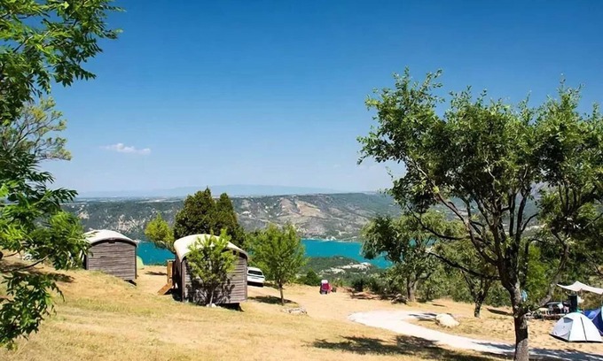 Aiguines Cabin | Roulotte mit Seeblick - 20,40m2 - 2 Schlafzimmer (2 Erwachsene + 2 Kinder) 4 Personen