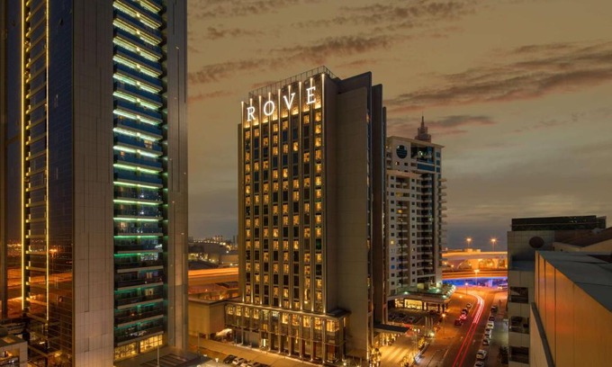 Dubai Marina Hotel | Rove Dubai Marina