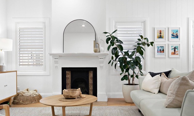 Merewether House | Rowlands- pet friendly quaint beach house