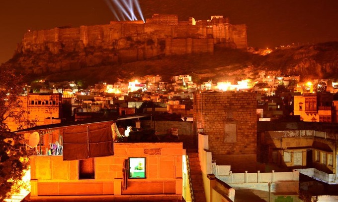 Gulab Sagar House | Royal Heritage Guest House
