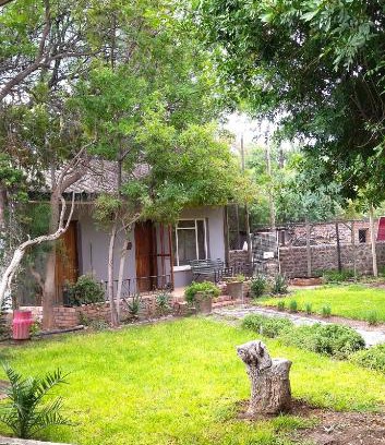 Beaufort West Apartment | Royal Karoo Cottage unit 2