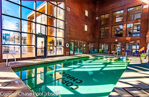 Brian Head Apartment | Royal King Suite Pool-Spa Ski-in out Gym, Sauna, Laundry, BBQ