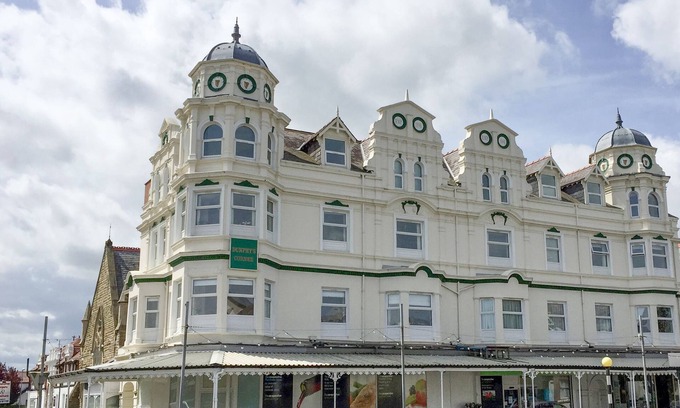 Llandudno Cottage | ROYAL MANOR PARK in Llandudno