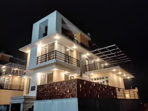 Igatpuri Villa | ROYAL MEADOWS IGATPURI Private Pool Villa F