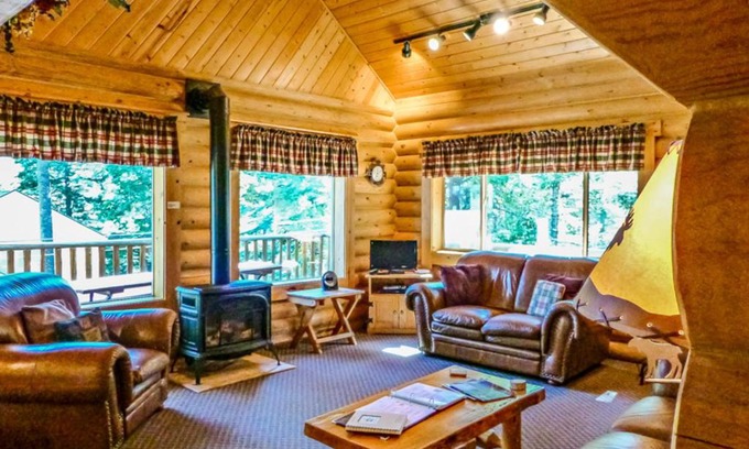 Enterprise House | Ruby Peak Haven