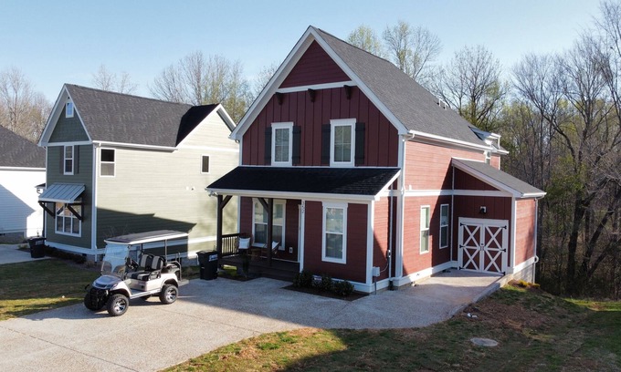 Estill Springs Cottage | Ruby's Cottage at Tims Ford Lake W/ GOLF CART