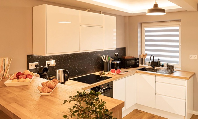 Rugby Apartment | Rugby Accommodation Modern Serviced Apartments