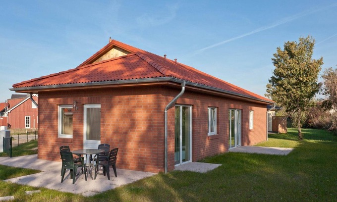 Zierow Apartment | Ruhiges Appartement in Zierow mit Terrasse