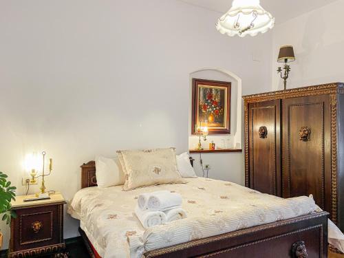 Vladeni House | RunCa-n Rai