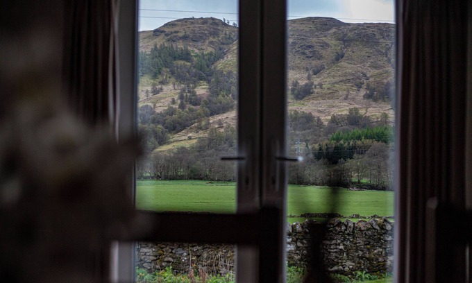 Killin Cottage | Rural, luxury property with uninterrupted views of the surrounding mountains.