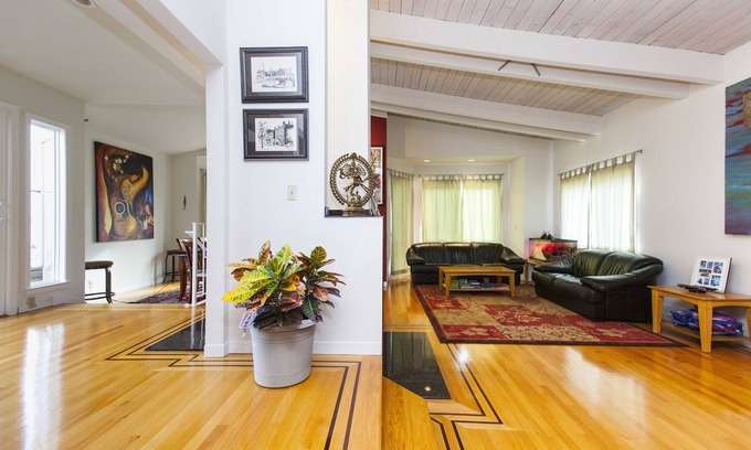 Russian Hill Condo | Russian Penthouse Hill Panoramic Views Decks by North Beach Fishermans Wharf Nob