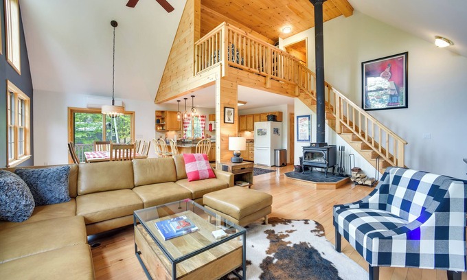North Creek House | Rustic North Creek Getaway ~ 4 Mi to Gore Mtn!
