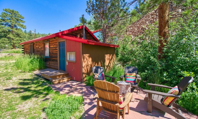 Lyons Cabin | Rustic Riverside Cabin with Patio — Family Escape
