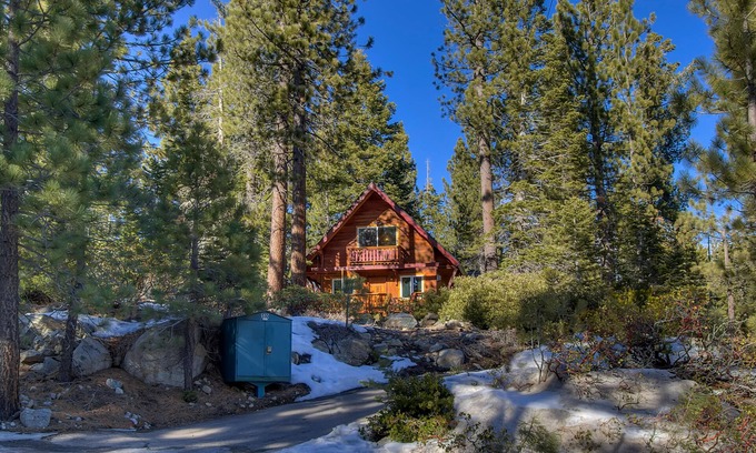 Chamberlands House | Rustic Sol.All warmth and coziness