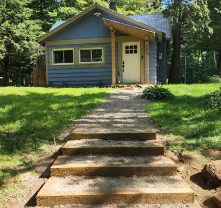 Lake Desolation House | Rustica Retreats Cottage